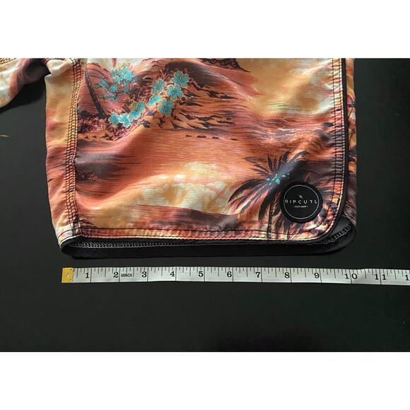 RIPCURL Sunset Beach Theme Boardshorts Mens sz 34 - Picture 10 of 11